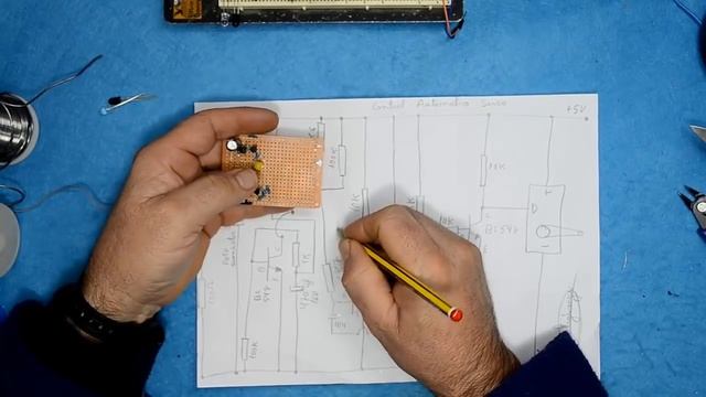 CONTROL AUTOMÁTICO TEMPORIZADO DE SERVOMOTOR INFRARROJOS A TRANSISTORES смотреть онлайн
