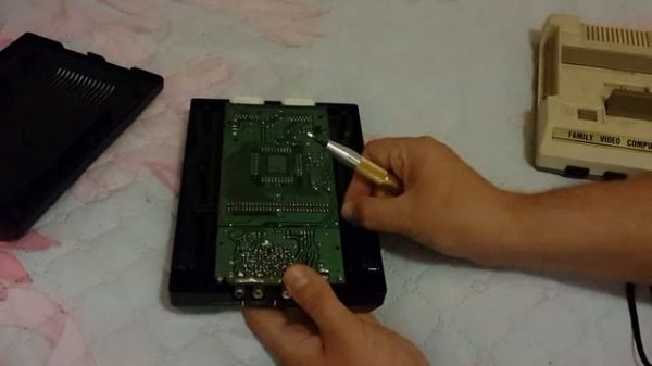 Обзор игровой приставки Bitman 8 bit