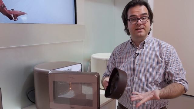 Whirlpool Has a Microwave Designed Specifically for Chocolate смотреть онлайн
