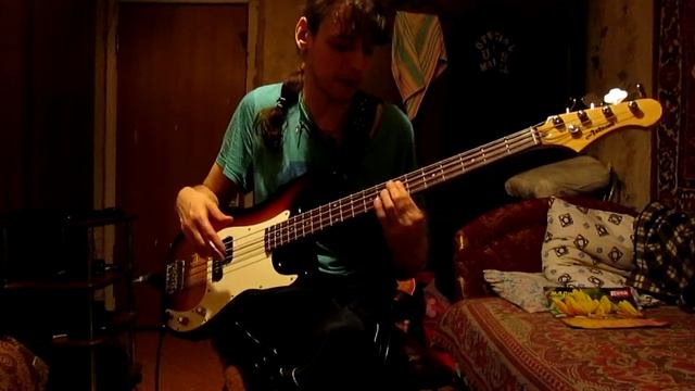 Бас (Урок 5-тый,плюс инфо по урокам баса в Москве)