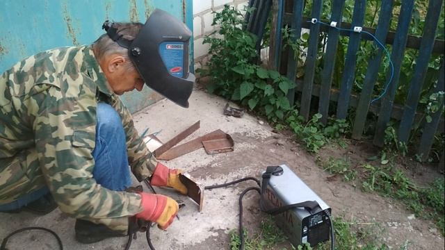 Нехитрая нужная самоделка.