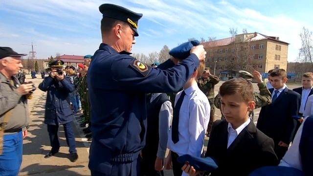 Вступление в "Юнармию" смотреть онлайн