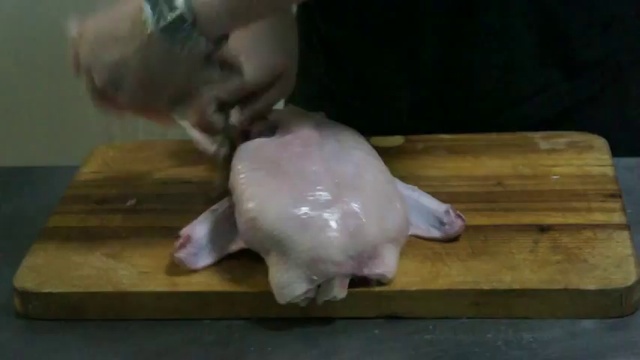 Утка. Как разделать. Совет повара. смотреть онлайн