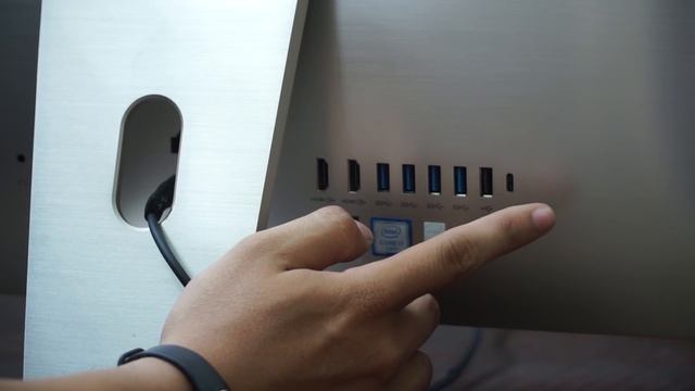 Tinhte.vn - Trên tay Asus Zen AIO Pro z240IC смотреть онлайн