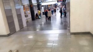 метро Каширская, переход   с БКЛ от Варшавской на линию 2 от центра