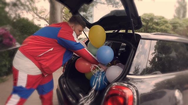 От первого лица: Школа! ПОСЛЕДНИЙ ЗВОНОК ! ЗАЧИТАЛ РЭП УЧИЛКЕ! | ГЛАЗАМИ ШКОЛЬНИКА смотреть онлайн