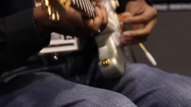 Eric Gales at NAMM 2012 with Magneto Guitars and customguitarboutique.com смотреть онлайн