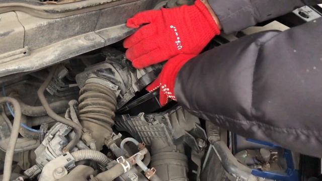 [GoodWill] Замена воздушного фильтра Honda CRV смотреть онлайн