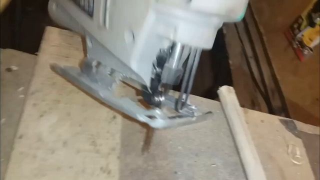 Как заделать лопату из дерева))) смотреть онлайн