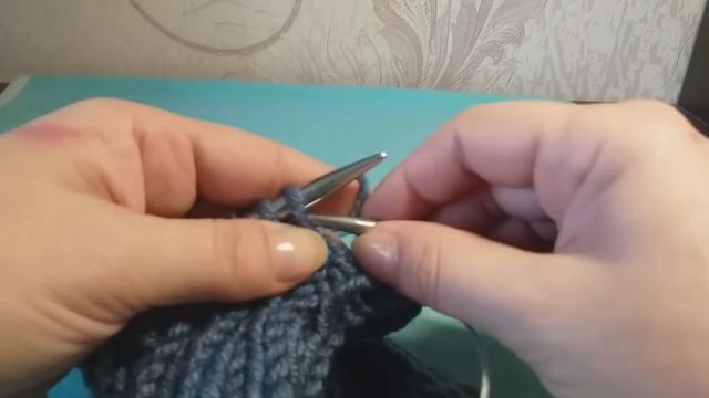Ультромодная женская шапка спицами макушка ЛУКОВИЦА МК Видео Ultromodnaja braid Hat knitting "BULB" смотреть онлайн