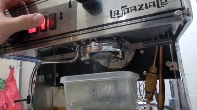 La spaziale professionale water pump test espresso machine смотреть онлайн