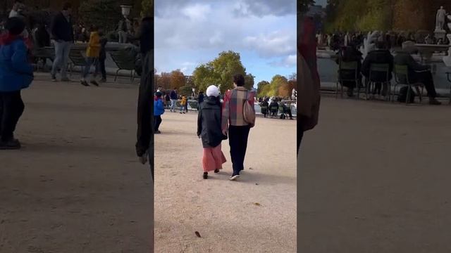 Современное искусство в центре Парижа смотреть онлайн