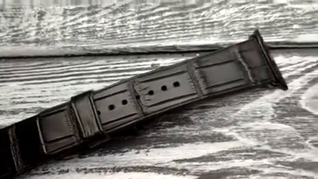 Ремешок для Apple Watch из кожи крокодила смотреть онлайн