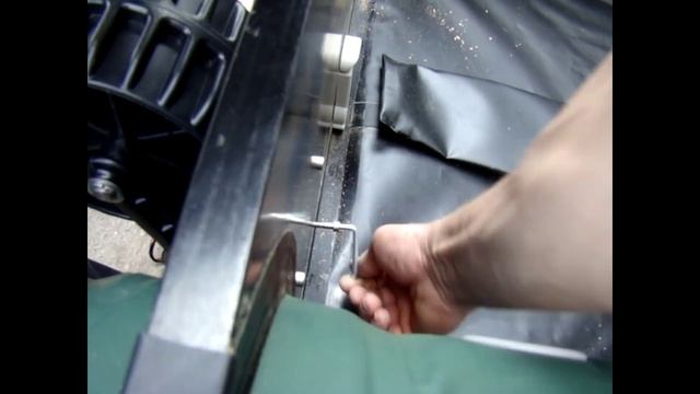 Установка транцевых колес на килевую ПВХ лодку / Installing the transom wheels on PVC keel boat смотреть онлайн