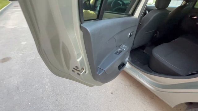 Renault Logan II, 2014г 32 039 км 1.6 MT (82 л.с.) Видеообзор от Казбека Чаплаева ! смотреть онлайн