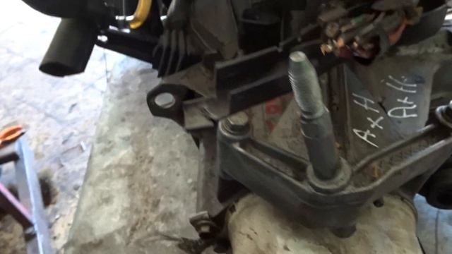 Moteur RENAULT CLIO 2 PHASE 1/ 1.9 Diesel - محرك الديزل هو من محركات الاحتراق الداخلي смотреть онлайн