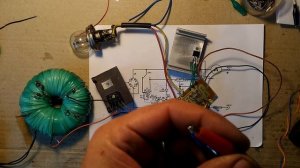 Для начинающих.Зарядное на тиристоре и LM317 со стабилизацией напряжения и всеми защитами.