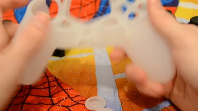 Распаковка: Чехол для DualShock 4 и Защитная насадка для геймпада