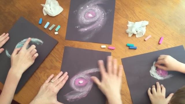 How to Draw a Spiral Galaxy with Chalk Pastels смотреть онлайн