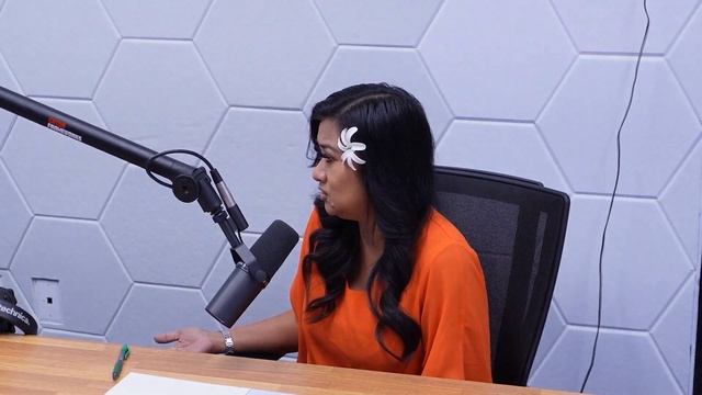 Bridging Connections: The People Connector & The Evolve Firm смотреть онлайн