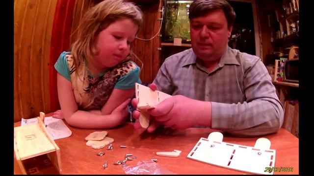 Светильник-собачка, обзор DIY набор для сборки деревянной настольной лампы