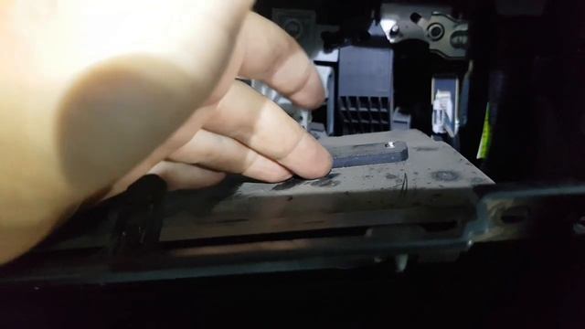 Land Cruiser 200. Потеют окна.Ремонт заслонки рециркуляции,проблемы с замком капота.Берем на заметк смотреть онлайн