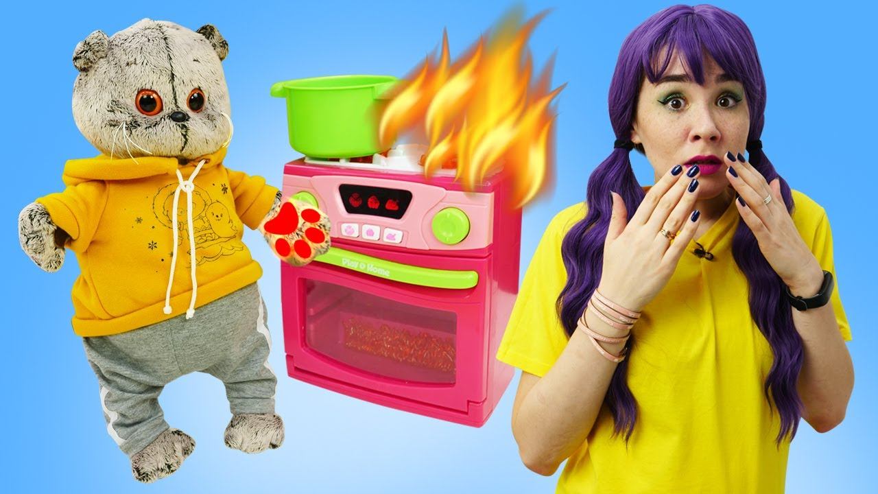 Кот Дымок проголодался! Видео для детей Приключения кота Дымок. Игры готовка с мягкими игрушками смотреть онлайн