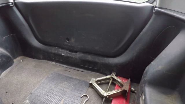 СМОТРИМ ХОНДУ ДЖАЗ 2002 за 3500$. ТАК СЕБЕ ЭКЗЕМПЛЯР... HONDA JAZZ 2002