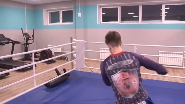 Удар "Торнадо" /"Tornado kick"/. смотреть онлайн