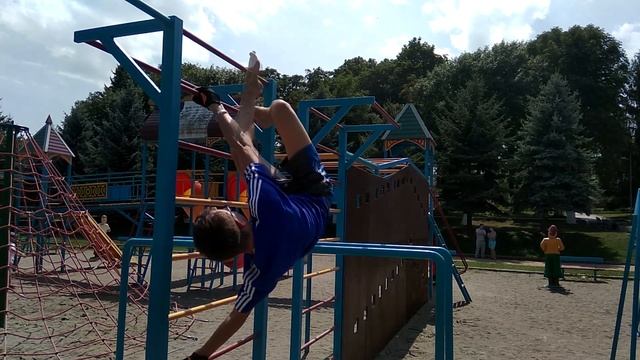 Тренировка воркаут элемнтов/Пятигорск часть 3/Эпизод 18 смотреть онлайн