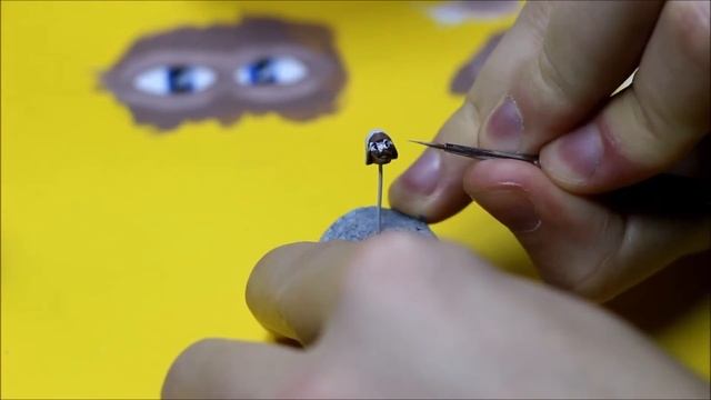 Как красить глаза на миниатюре? | How to paint eyes on miniatures? смотреть онлайн