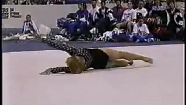 Amanda Borden - 1998 World Professional Championships Day 2 - Floor Exercise смотреть онлайн