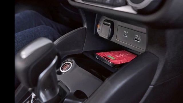 HONDA CITY SEDAN OU NISSAN VERSA 2024 смотреть онлайн