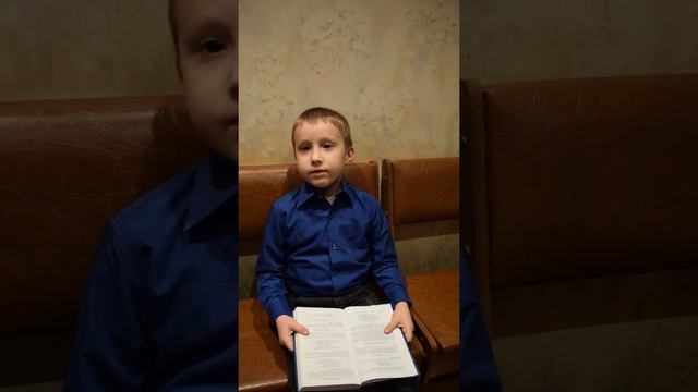 Иван Крылов "Мышь и Крыса", читает Алексей Медянцев смотреть онлайн