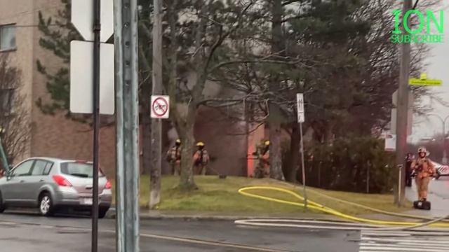 Apartment on fire !!!Longueuil /Canada смотреть онлайн