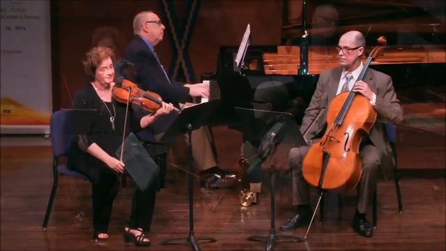 Wolfgang Amadeus Mozart: Piano Trio in C major, KV 548 (II. Andante cantabile) смотреть онлайн