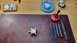 Рабочее место часового мастера,как должно быть оборудовано?