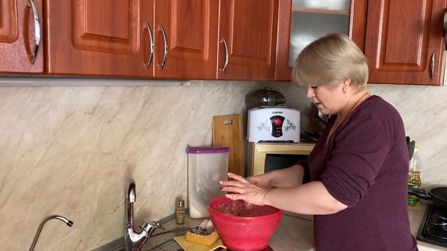 Котлетки "по - Лугански" под болталку - вспоминалку))) смотреть онлайн