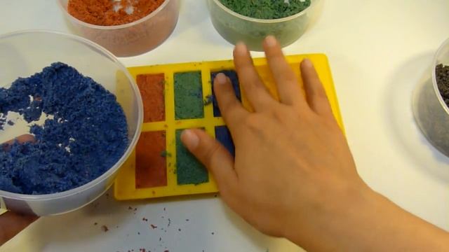 DIY color kinetic sand LEGO как сделать цветные детали лего из кинетического песка своими руками смотреть онлайн