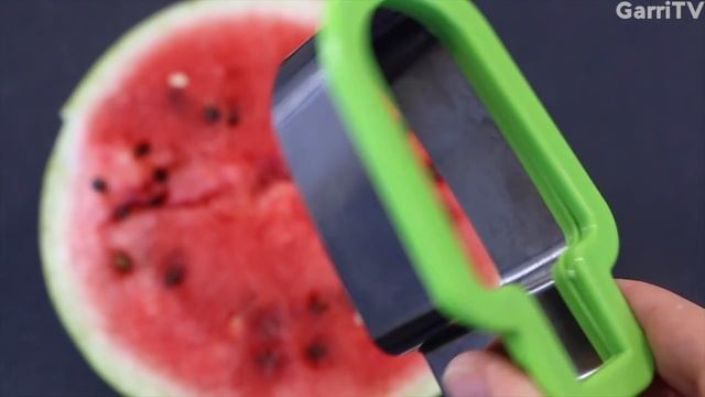 ТОП 3 ГАДЖЕТА ДЛЯ АРБУЗА И ДЫНИ! Оригинальные способы нарезать арбуз! смотреть онлайн