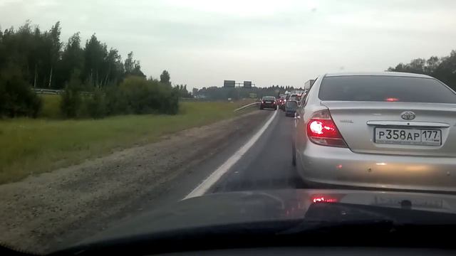а473мо77 несётся с дачи в Москву по Ярославке 2.09.2012г смотреть онлайн