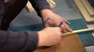 Делаем шорник из дерева для шитья кожи своими руками.