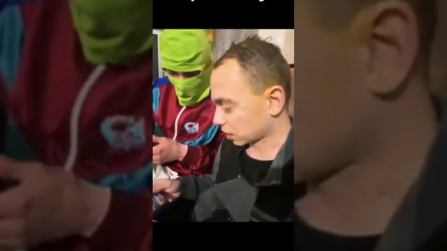 ВАЛЕНТИНУ В СПЕЦИАЛЬНОМ КОНВЕРТЕ С УВАЖЕНИЕМ ЗАРПЛАТА смотреть онлайн