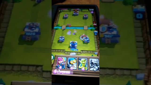 Видео Когда следует в Clash Royale смотреть онлайн