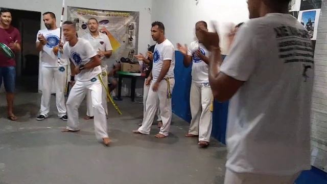 Mestre Nestor associação de Capoeira Axé Iúna смотреть онлайн