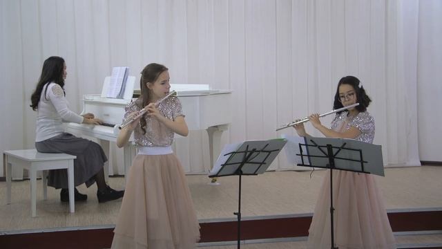 дуэт ОРФЕЙ - ЛИРИЧЕСКИЙ ВАЛЬС В.Сапаров.(03.11.2020.) смотреть онлайн