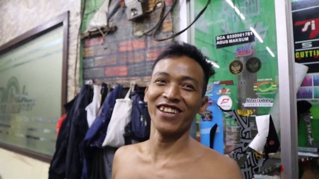 BONGKAR STICKER MOBIL SETELAH 3Th MENEMPEL, INI RESIKONYA смотреть онлайн