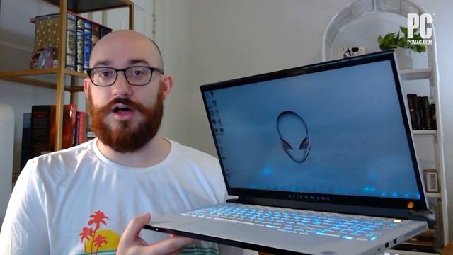 Alienware m17 R3 Review смотреть онлайн