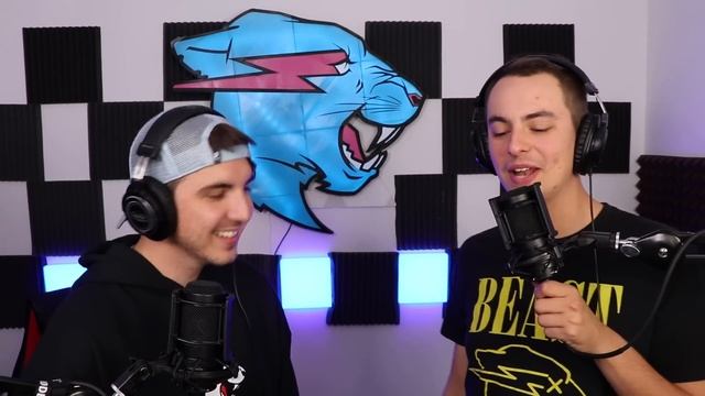 1,000 Degree Ball vs Sponge! смотреть онлайн