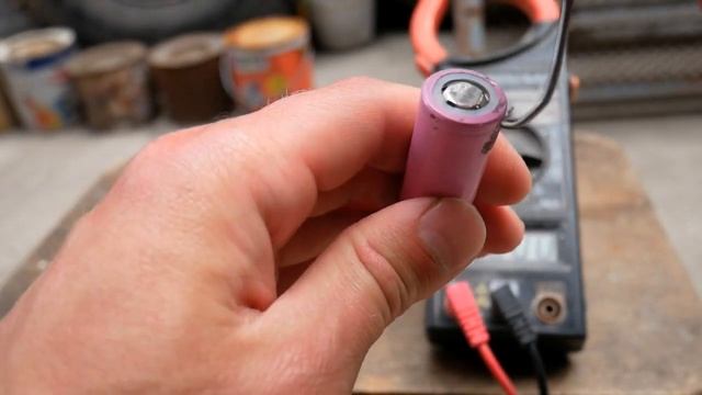 Как починить li-ion 18650? Что делать если lithium батарейка не заряжается How ot fix li-ion batter смотреть онлайн